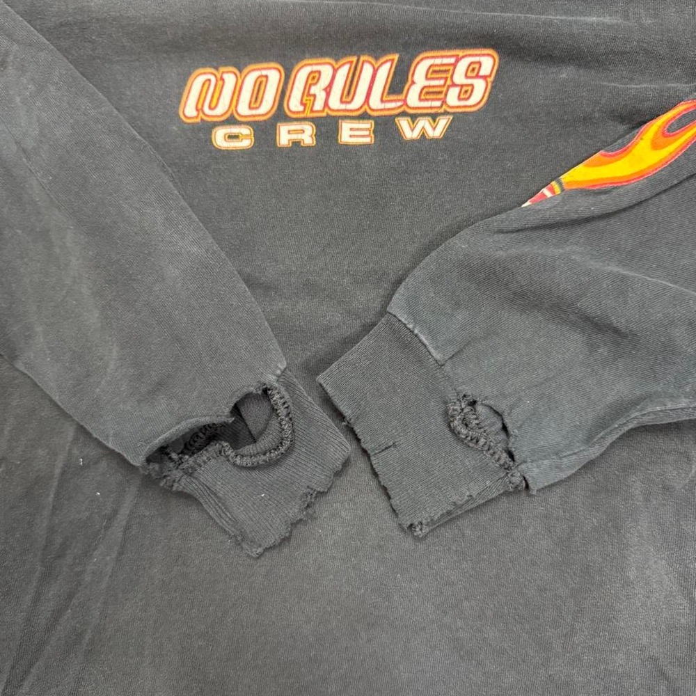Vintage No Rules Skateboarding Shirt Y2K Thrashed Grunge Flame Sleeve Size 9 - Picture 5 of 5